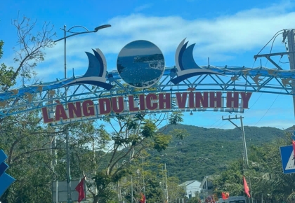 Taxi ga tàu Tháp Chàm Vĩnh Hy Bình Hưng