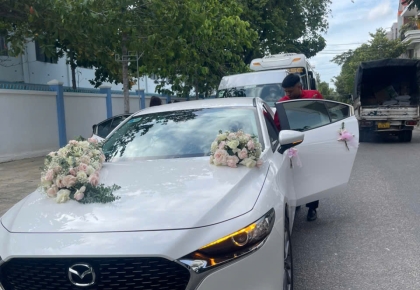 Thuê Xe Hoa Cưới Màu Trắng Ninh Thuận 