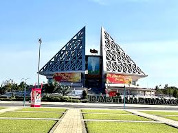 Xe Đi Quảng Trường Phan Rang Ninh Thuận 