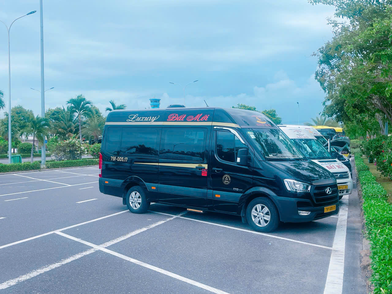 Xe Đưa Đón Sân Bay Nha Trang Đi Vĩnh Hy