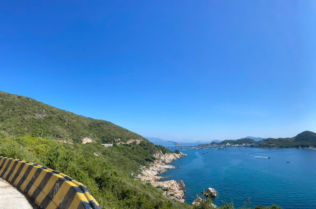Thuê xe sân bay Cam Ranh đi Vĩnh Hy đánh giá