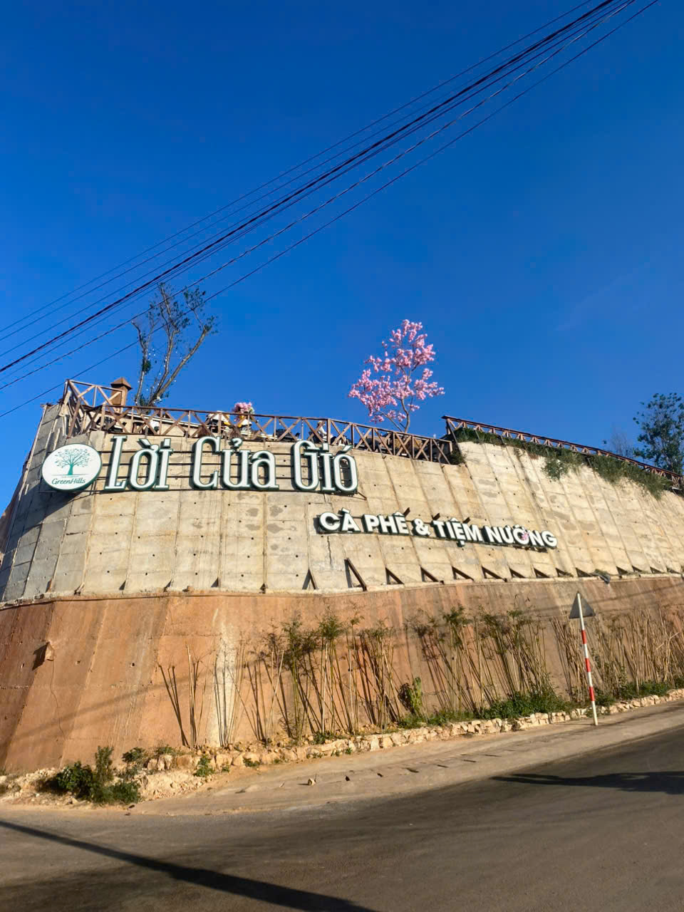 Thuê xe hợp đồng phan rang đi đà lạt