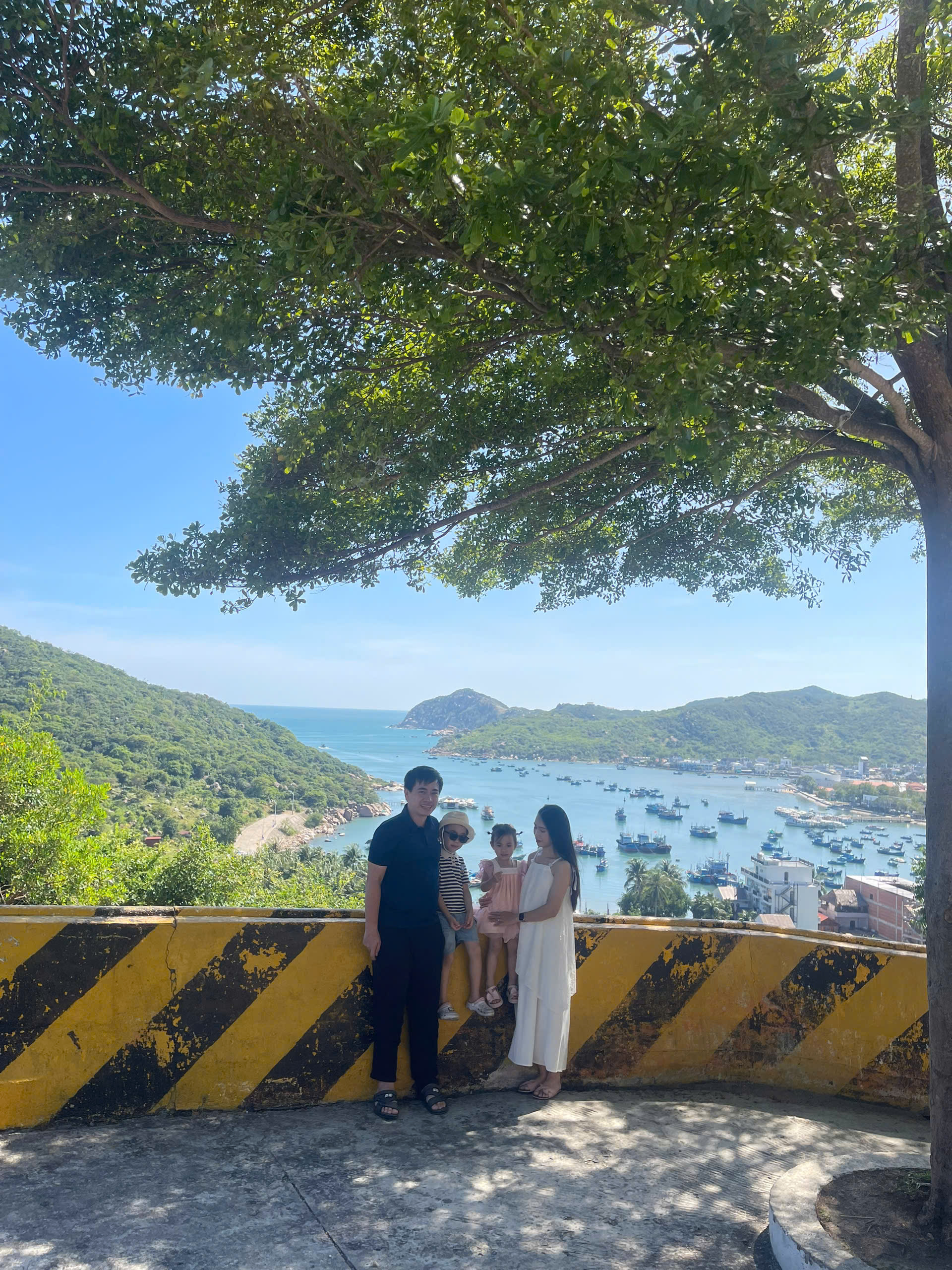 Giá Thuê Xe 16 Chỗ Phan Rang Đi Vĩnh Hy