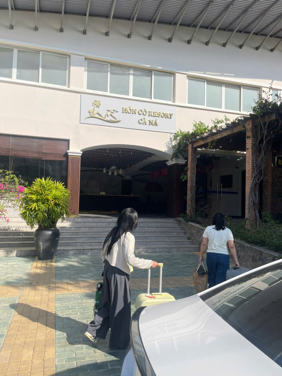 Thuê xe Cà Ná, Hòn Cò đi Nha Trang