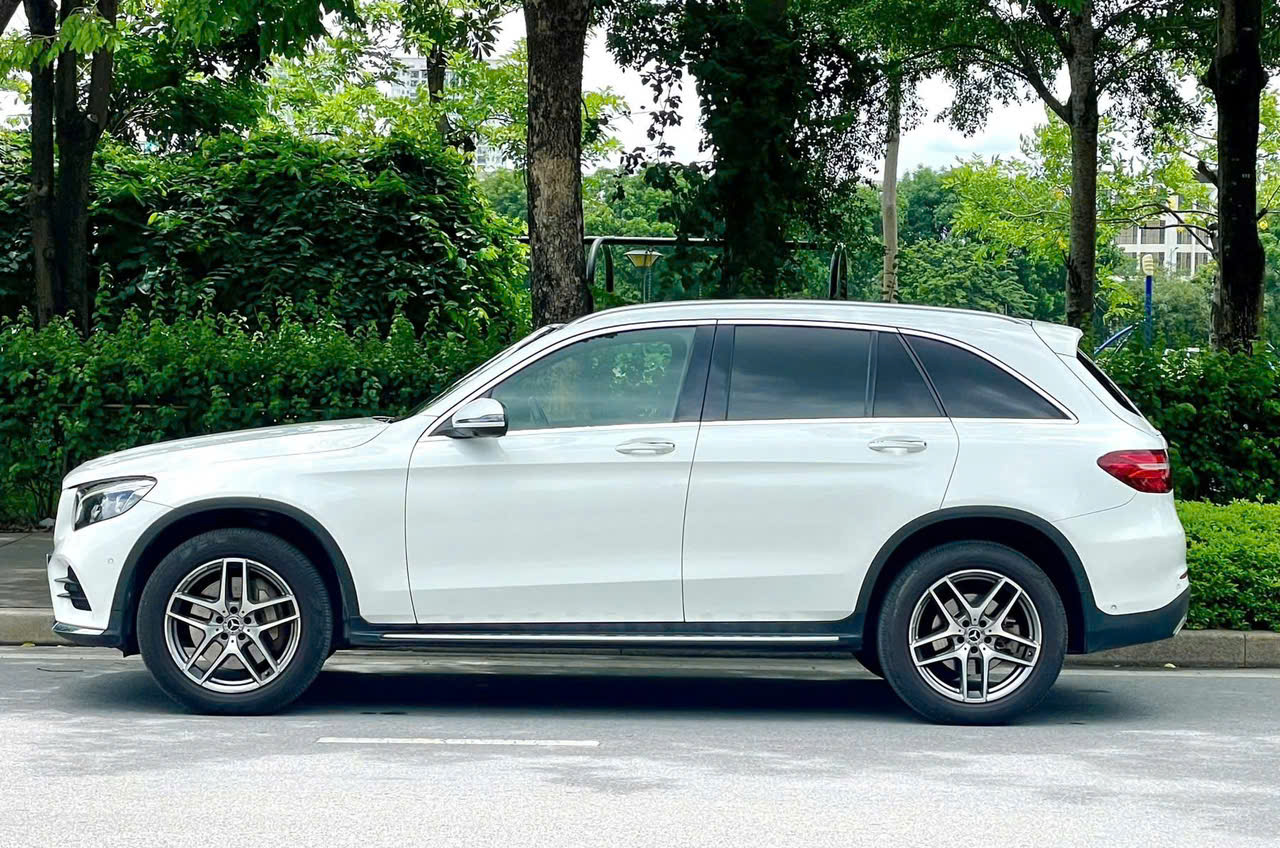 Thuê xe Vĩnh Hy đi sân bay Cam Ranh tiện lợi