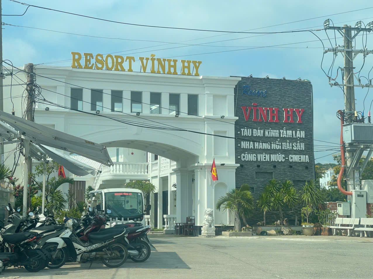 Taxi điện đưa đón Vĩnh Hy Nha Trang