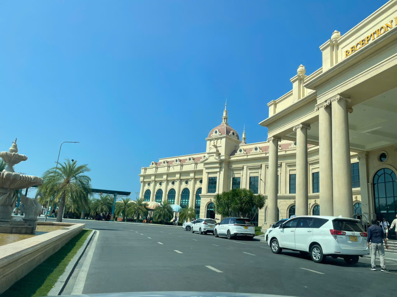 Taxi điện từ resort Vĩnh Hy đi Nha Trang