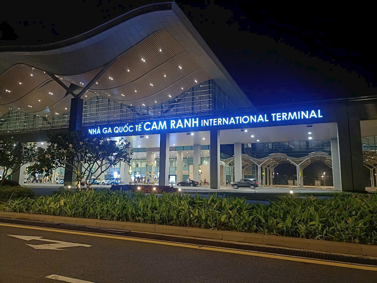 Taxi điện từ resort Vĩnh Hy đi Nha Trang