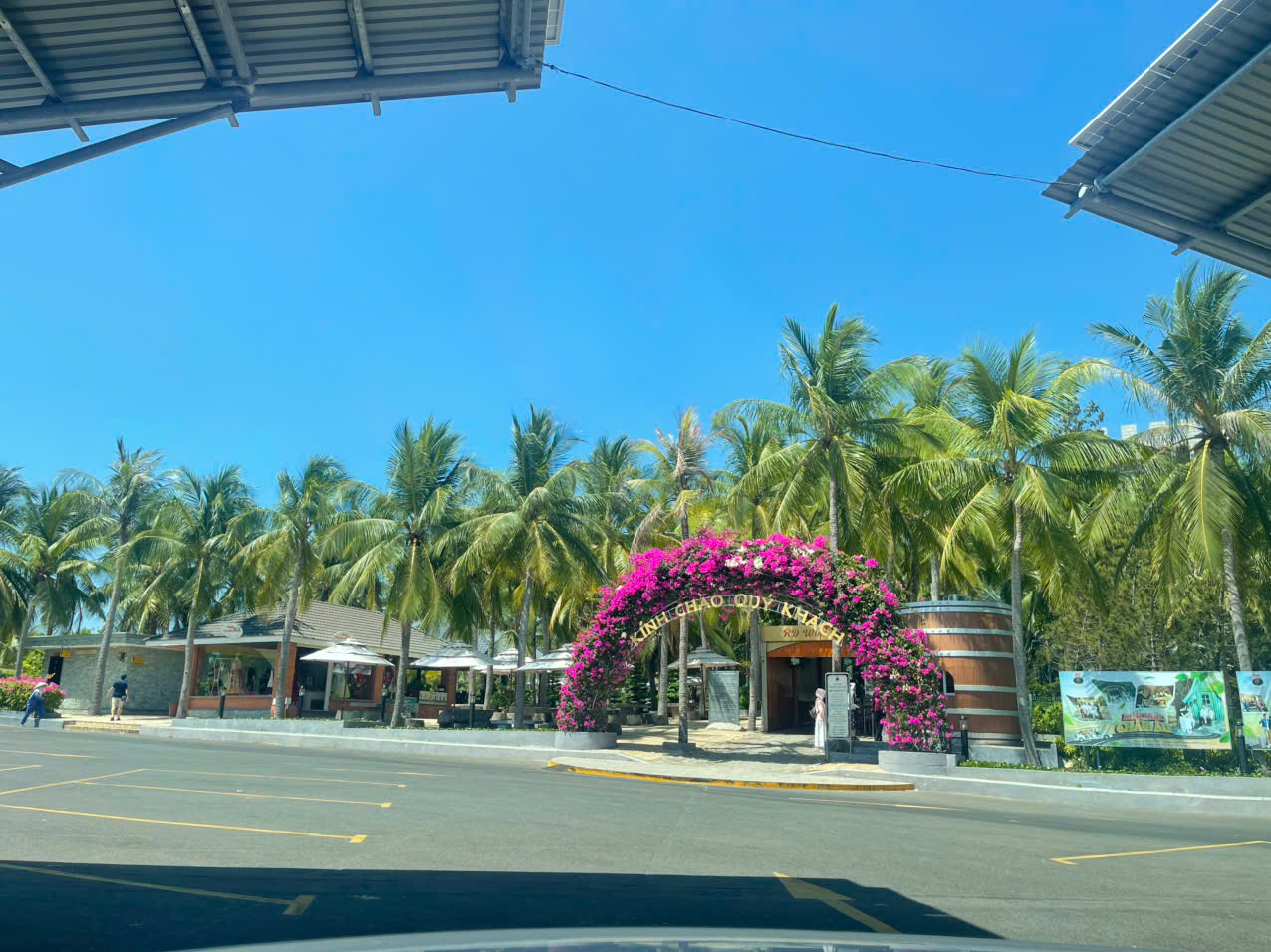 Taxi điện Vĩnh Hy đi trung tâm Nha Trang