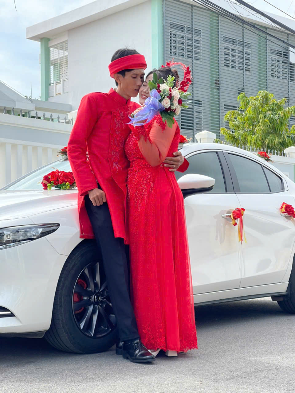 Thuê xe cưới hỏi Nha Trang đi Vĩnh Hy