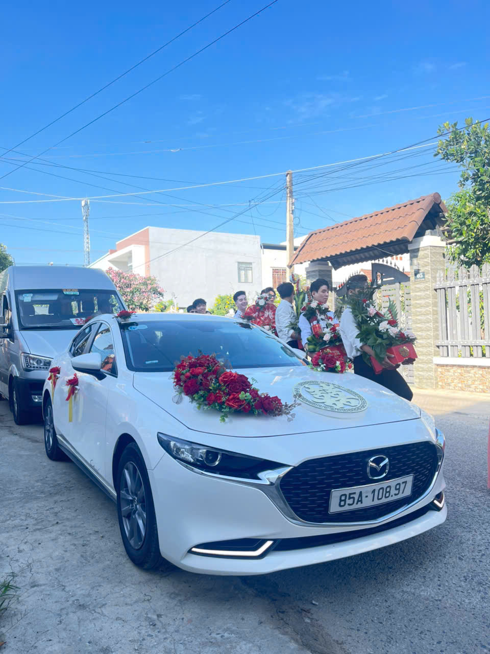 Thuê xe cưới hỏi Nha Trang đi Vĩnh Hy