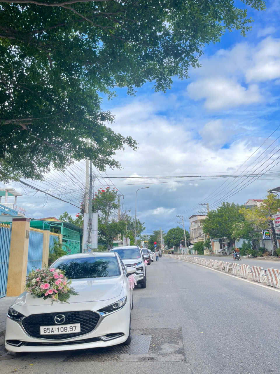 Thuê xe cưới hỏi Nha Trang đi Vĩnh Hy