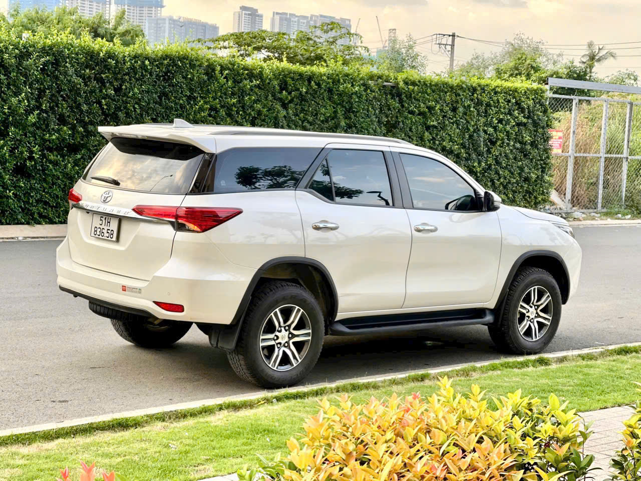 Xe du lịch 7 chỗ Vĩnh Hy Nha Trang