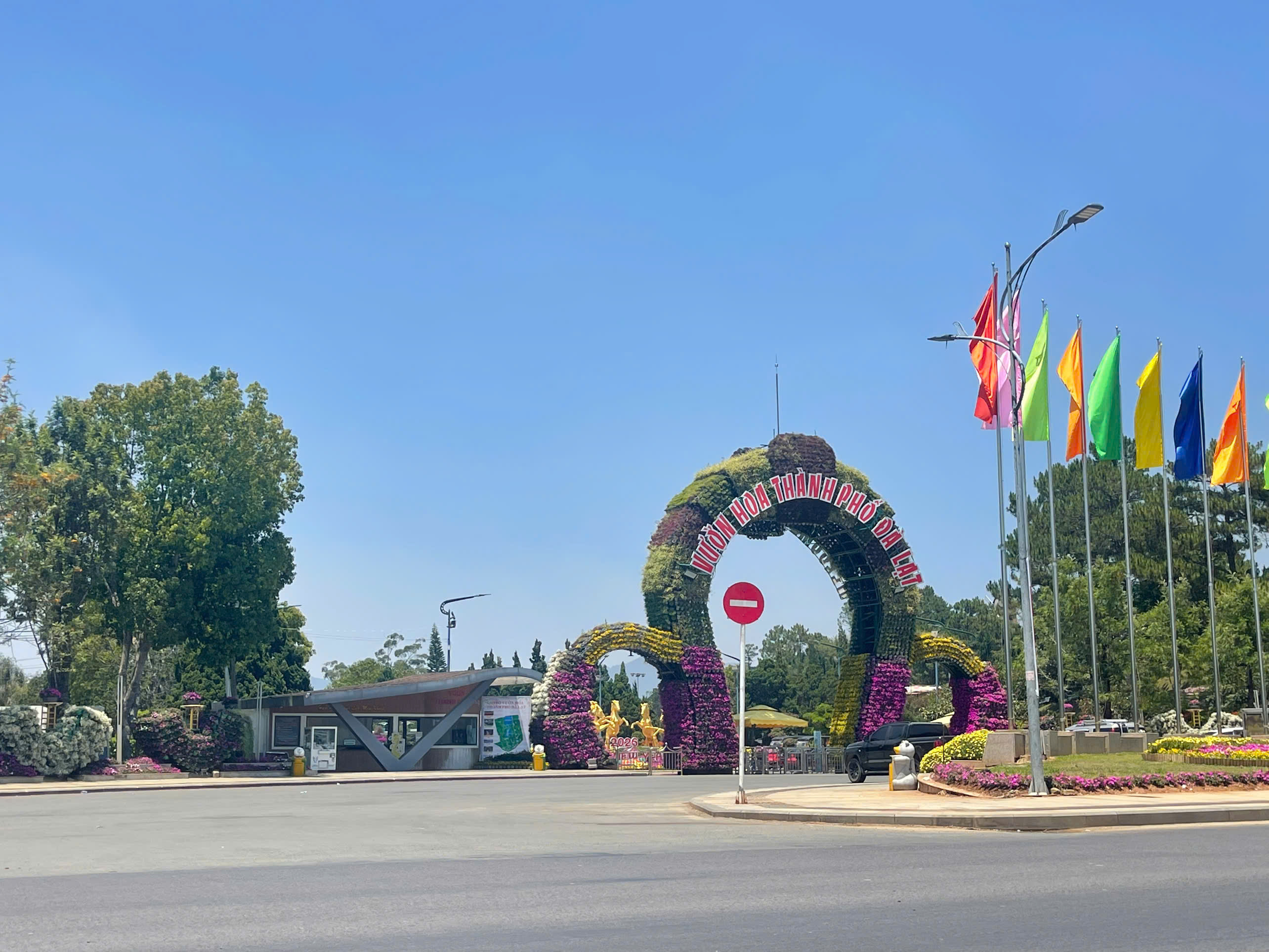 Thuê Xe 16 Chỗ Phan Rang Đi Đà Lạt 2 Ngày 1 Đêm