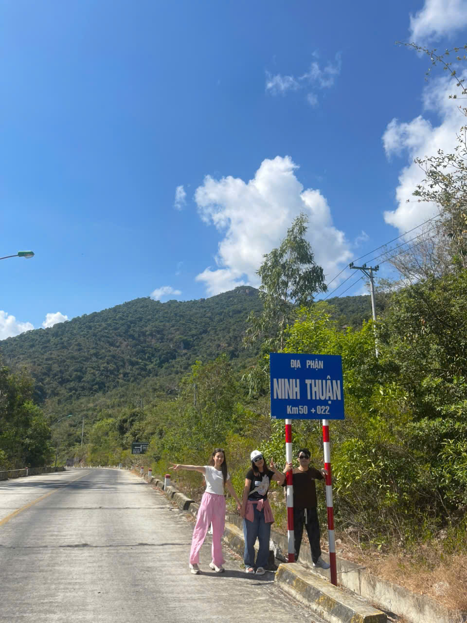 Thuê Xe Nha Trang Vĩnh Hy Giá Rẻ