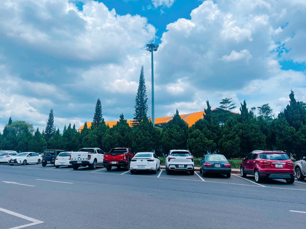 Thuê Xe Đi Sân Bay Liên Khương Từ Phan Rang