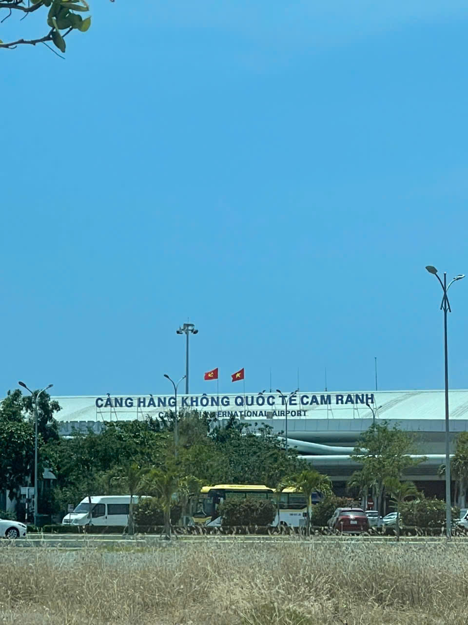 Taxi điện sân bay Cam Ranh Vĩnh Hy