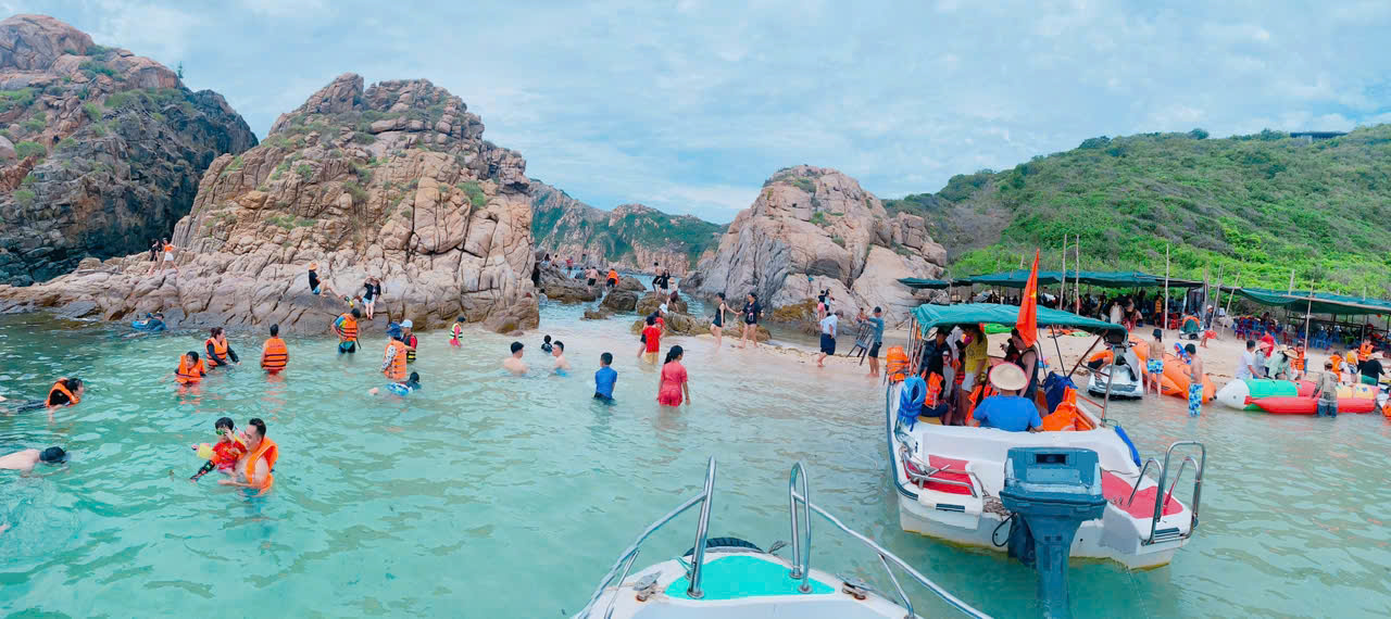 Thuê xe làng Vĩnh Hy