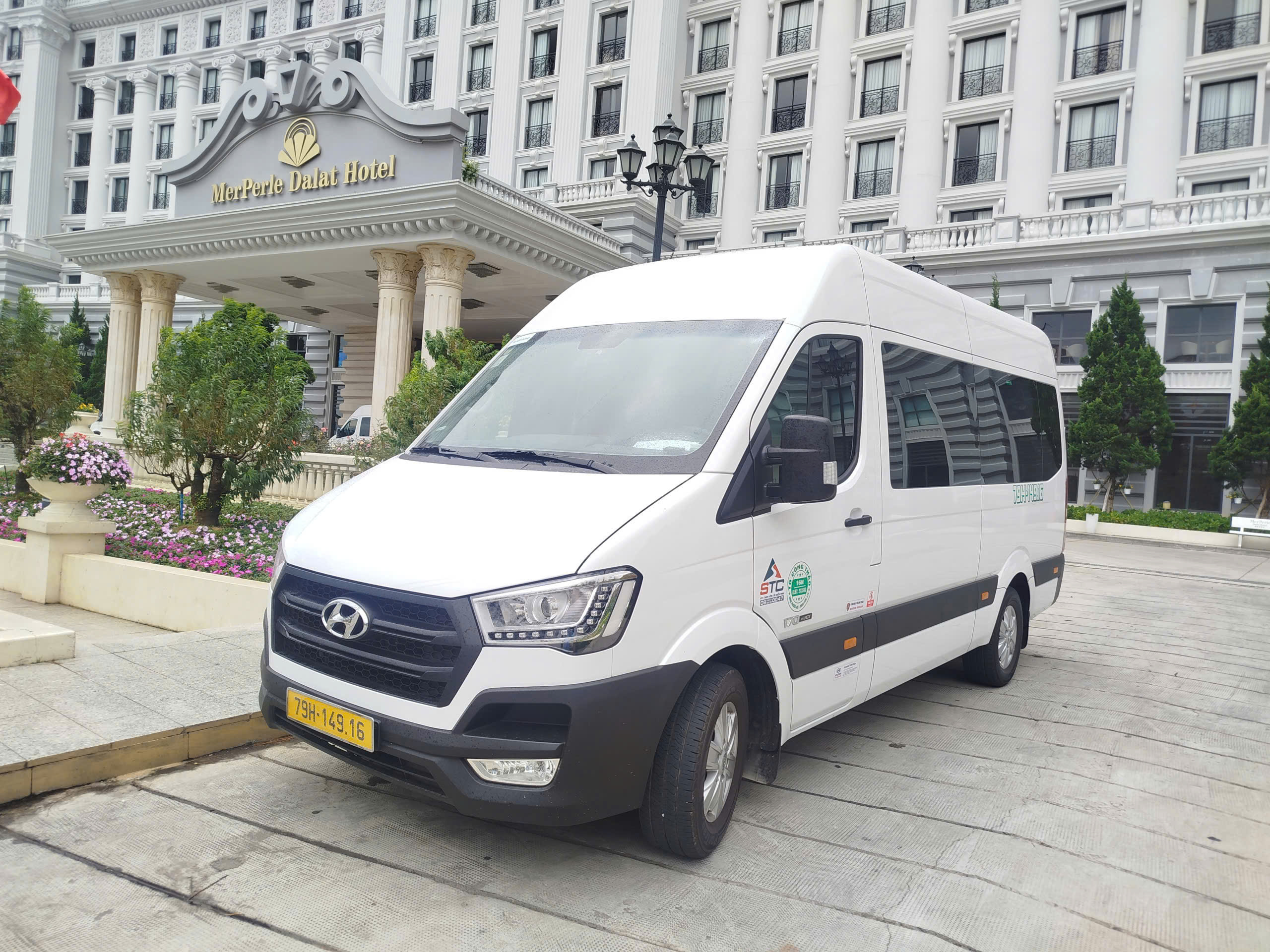 Đặt Xe 16 Chỗ Phan Rang Nhanh Chóng