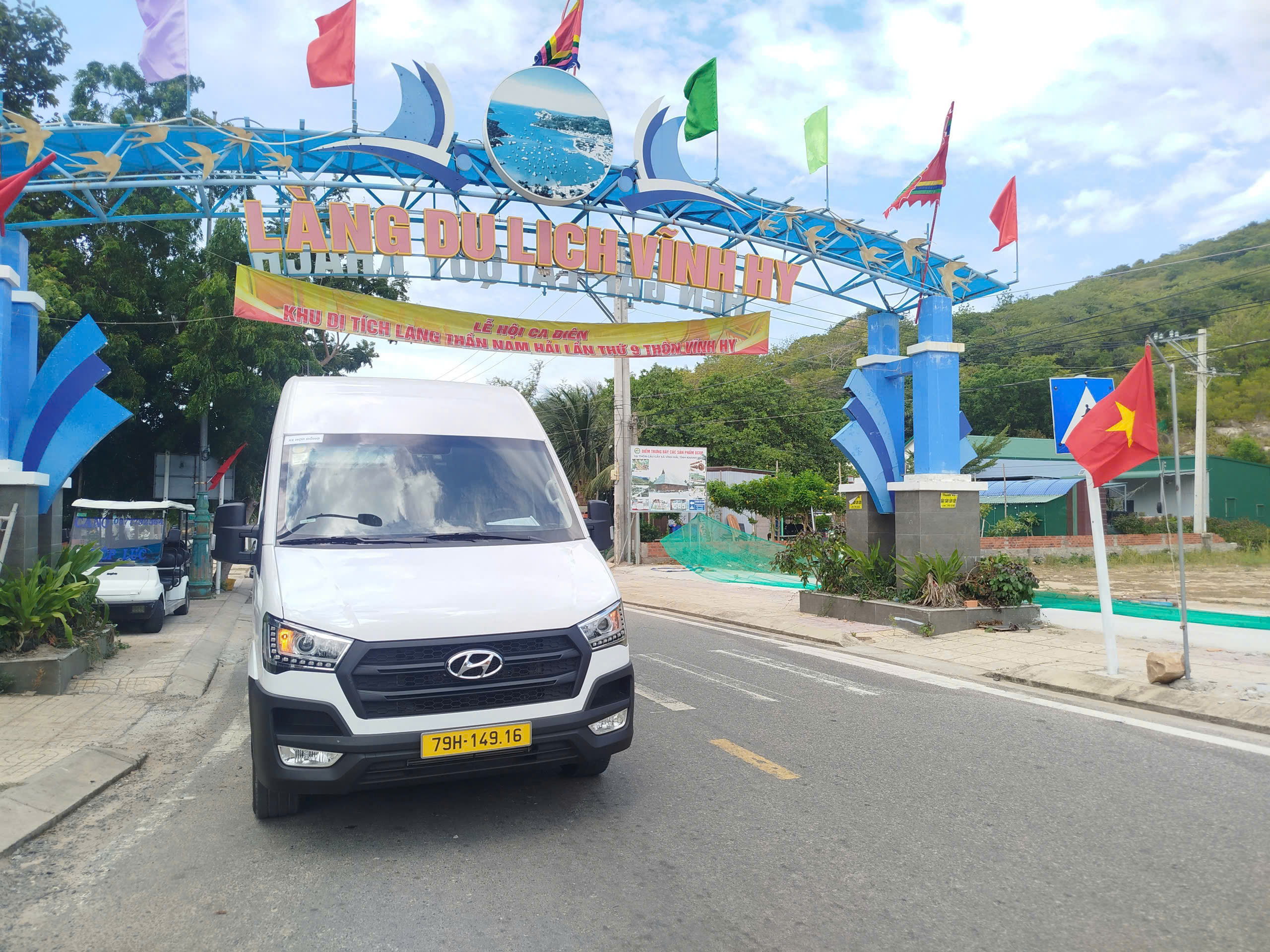 Thuê Xe 16 Chỗ Phan Rang Đi Đà Lạt Giá Rẻ