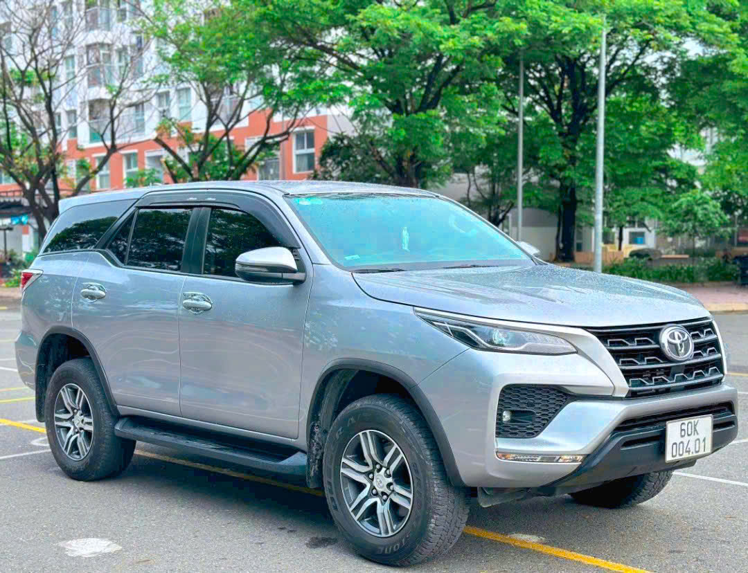 Thuê xe 7 chỗ Ninh Thuận đi Sài Gòn