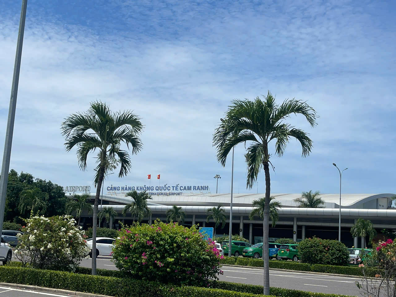Thuê Xe Từ Sân Bay Cam Ranh Đi Ninh Thuận