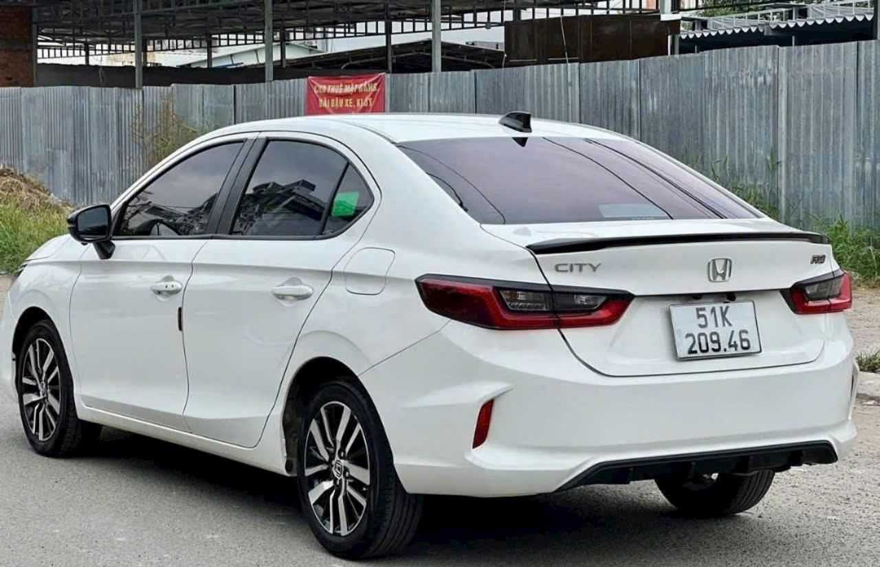 Xe 5 Chỗ Giá Rẻ Ninh Thuận