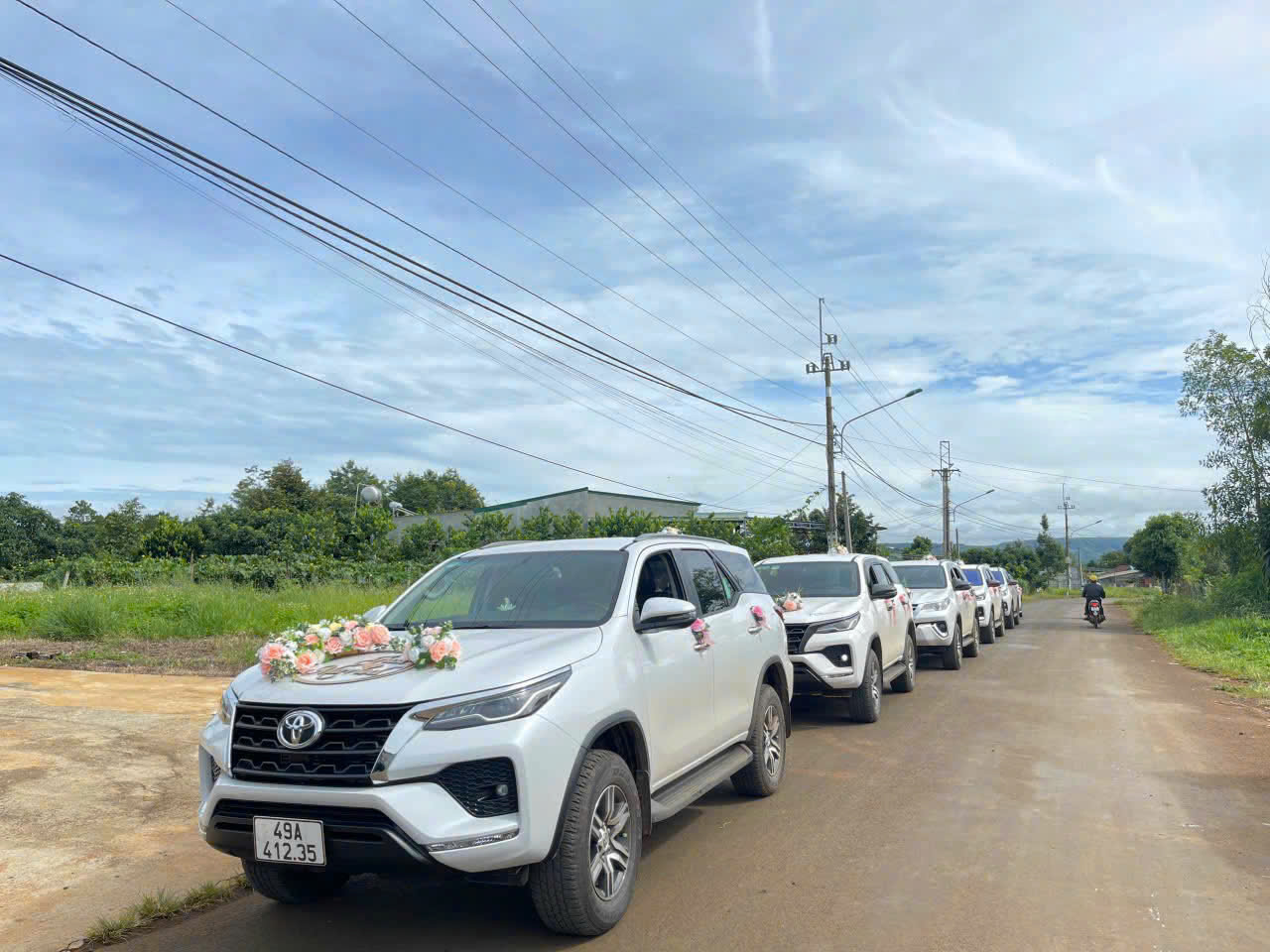 THUÊ XE HOA NINH THUẬN 