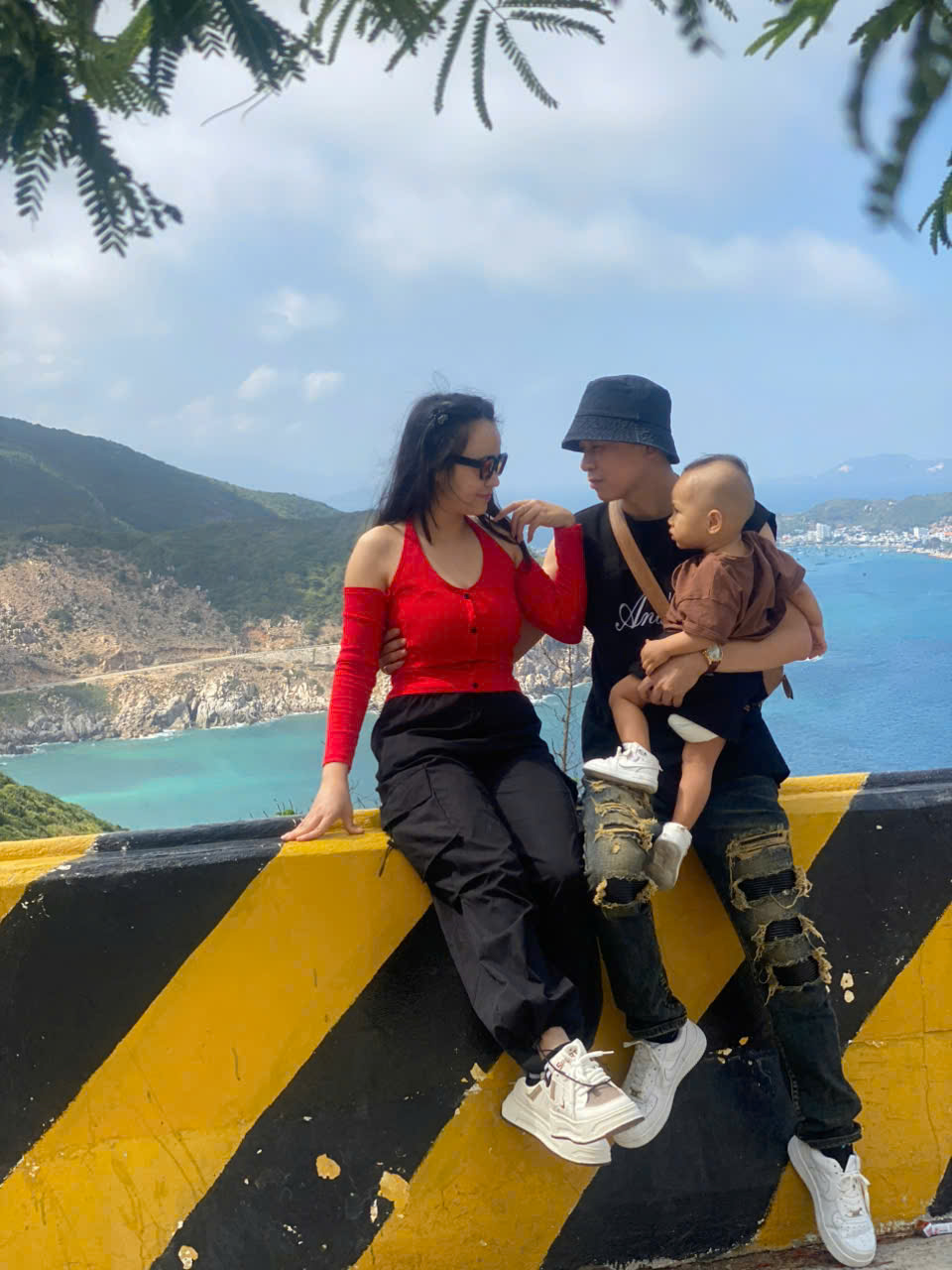 Thuê Xe Gia Đình Sân Bay Cam Ranh Đi Vĩnh Hy