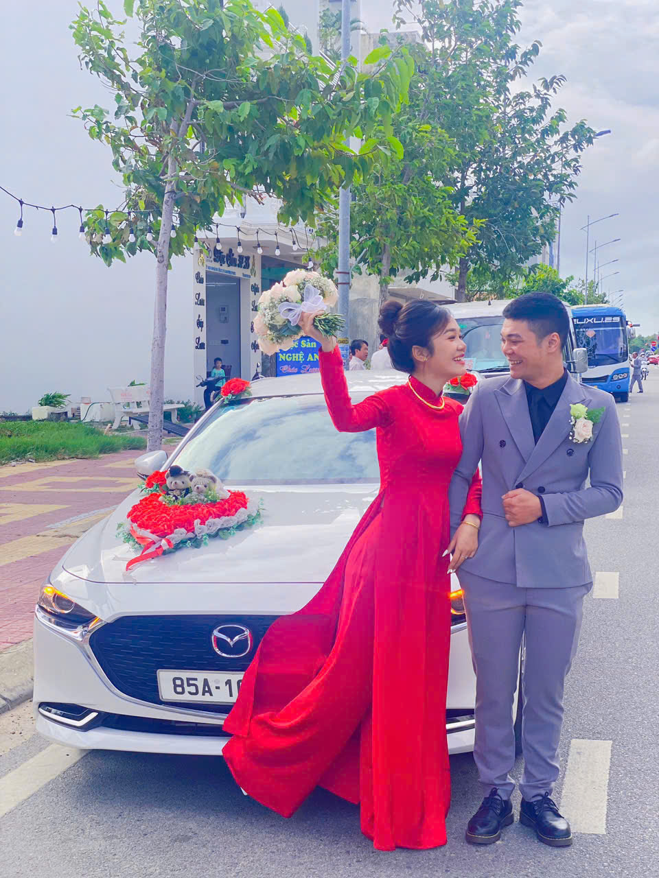 Thuê Xe Hoa Cưới Màu Trắng Ninh Thuận 