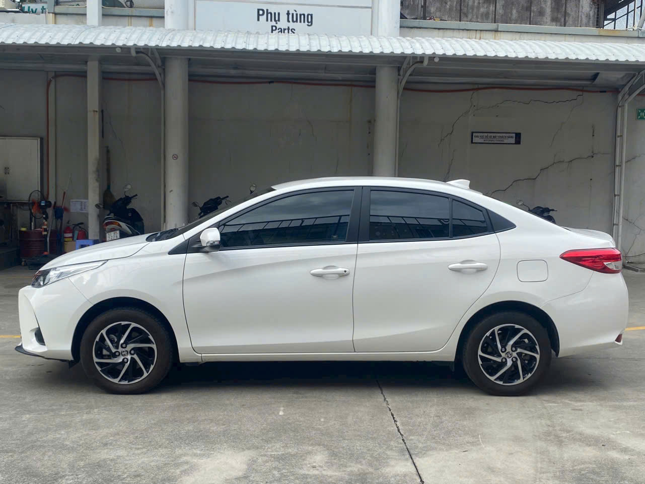 Xe 4 Chỗ Vĩnh Hy Nha Trang