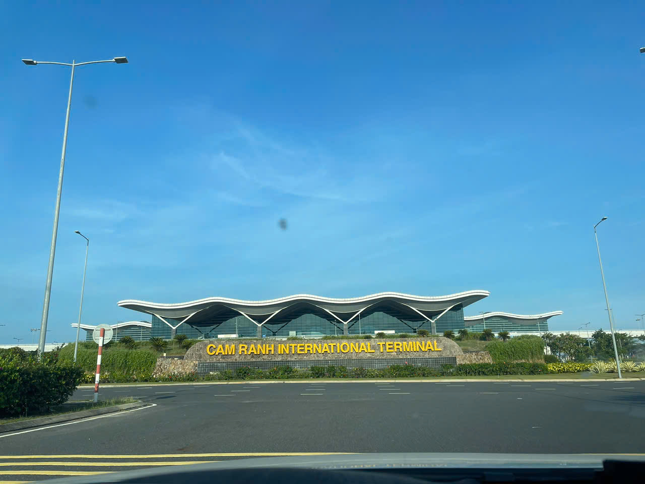 Thuê Xe Tiện Nghi Sân Bay Cam Ranh Đi Phan Rang