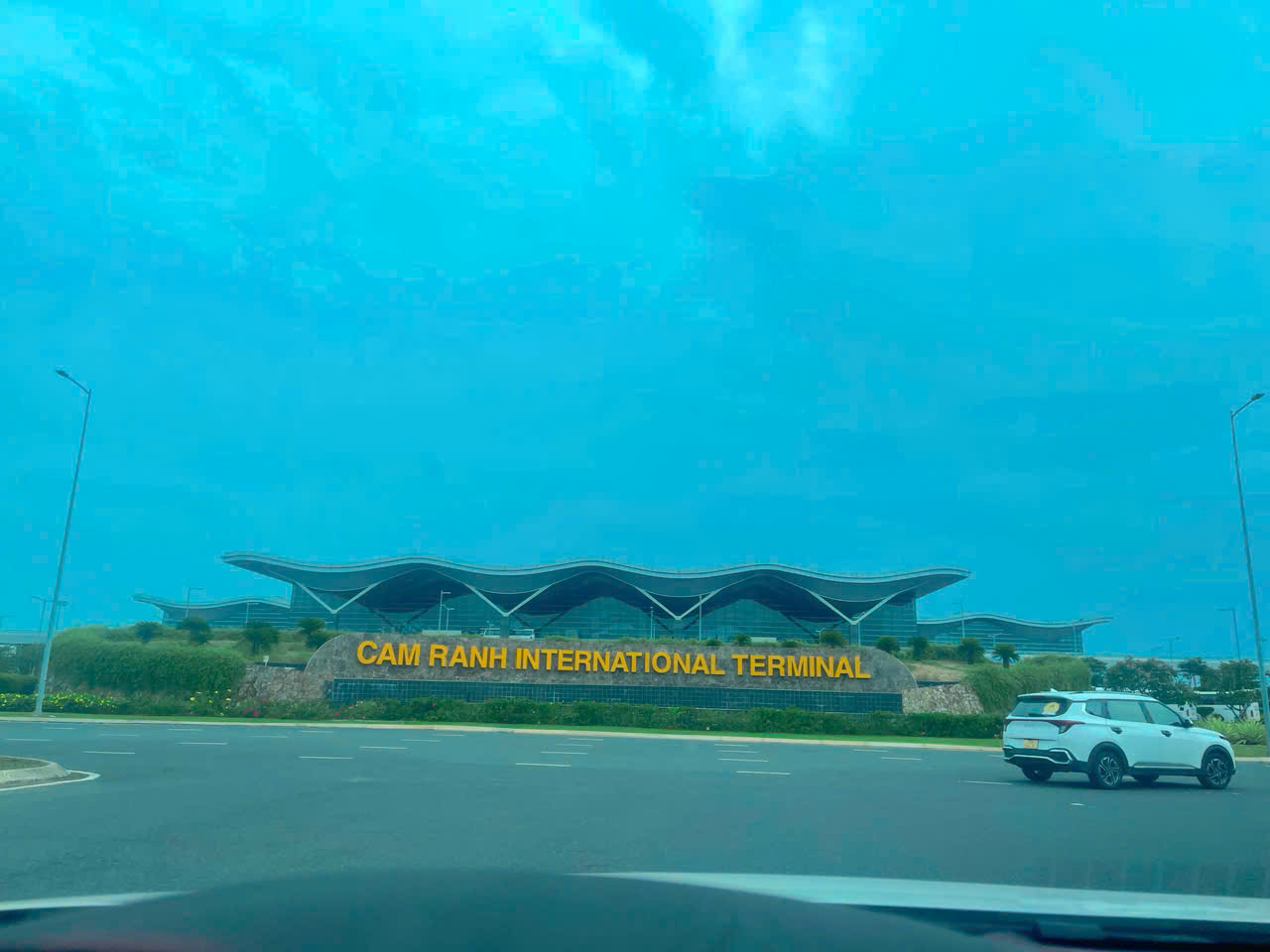 Taxi đưa đón sân bay Cam Ranh Vĩnh Hy